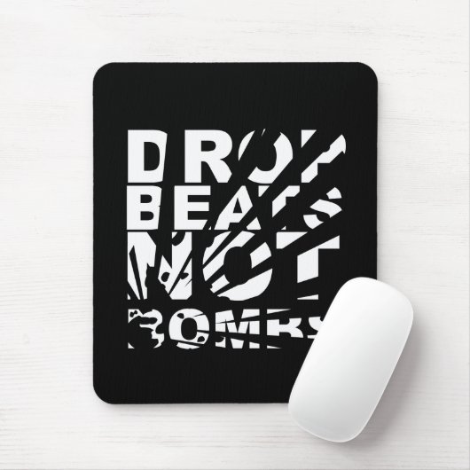 Drop beats not Bombs Explosion Muismat (Met muis)