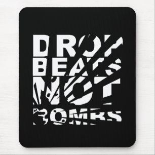 Drop beats not Bombs Explosion Muismat