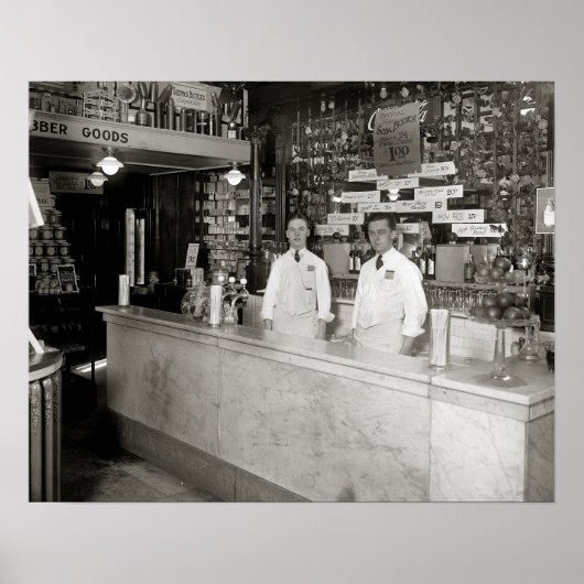 Drug Store Soda Fountain, 1921.  foto Poster (Voorkant)
