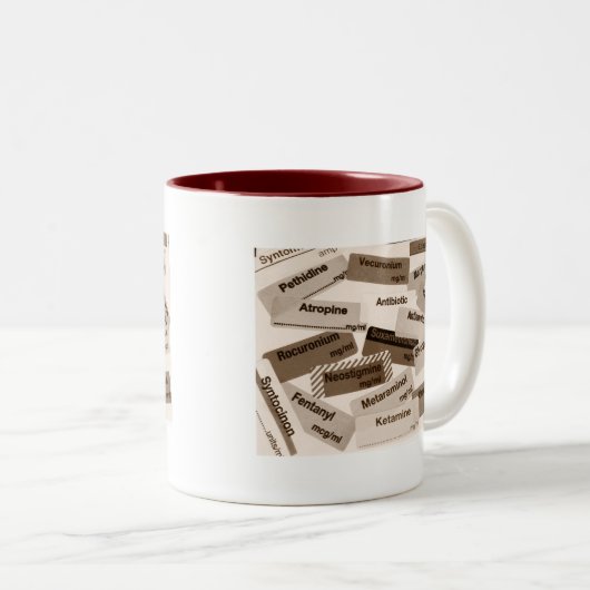 DRUGETIKETTEN IN SEPIA CUP TWEEKLEURIGE KOFFIEMOK (Voorkant rechts)