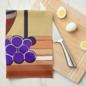 Druiven en Wijnglas in Maroon en Tan Theedoek (Quarter Fold)