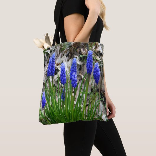 Druivenhyacinths... Tote Bag (Dichtbij)