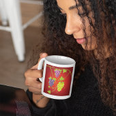 Druivenwijn met bundels druiven koffiemok