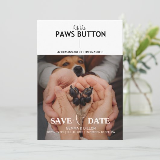Druk op de Paws Button Save the Date Kaart (Staand voorkant)