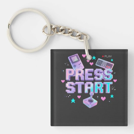 Druk op Start Y2K Retro Gaming Arcade Chrome 90s G Sleutelhanger (voorkant)