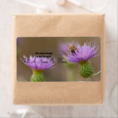 Drukke bij op Paarse distelfoto Etiket (Insitu)