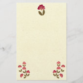 Drukvulling op lichtroze buis briefpapier (Voorkant)