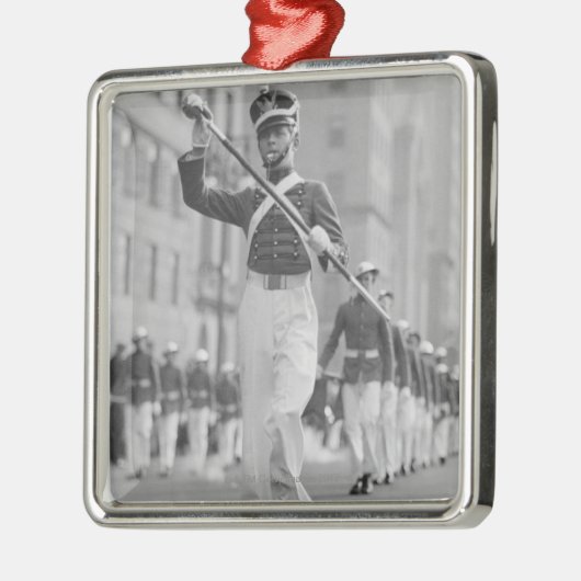 Drum Major Metalen Ornament (Links)