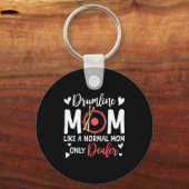 Drumline Moeder Als Een Normale Moeder Drum Liefhe Sleutelhanger (Voorkant)