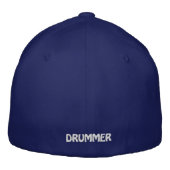 Drummer Boy Embroided Pet - DRUMMER OP ACHTERZIJDE (Achterkant)