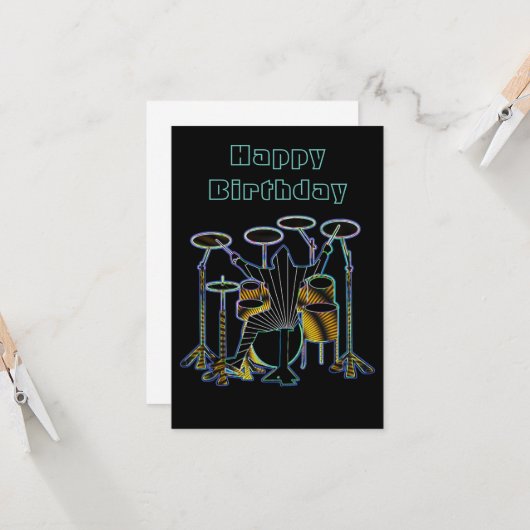 Drummer die zijn drumstel speelt kaart (Voorkant / Achterkant in situ)