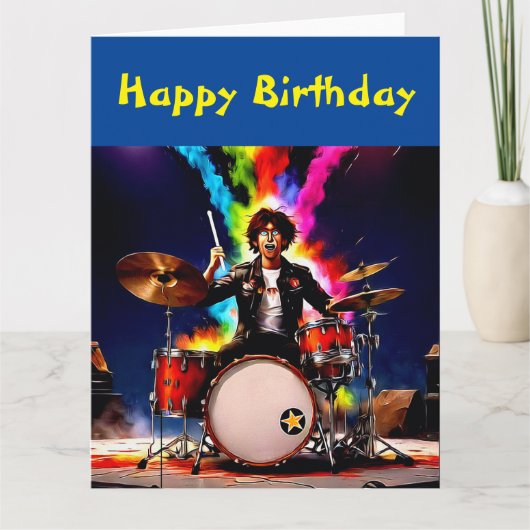 Drummer die zijn hete trommelreeks speelt kaart (Voorkant)