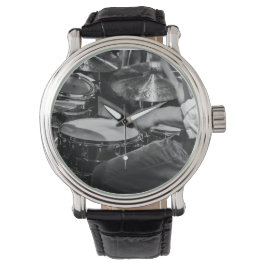 Drummer op het werk houden tijd horloge