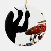 Drummer steekt in echte luchtschaduwdrums keramisch ornament (Voorkant)