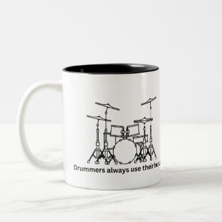 Drummers gebruiken hun hoofd tweekleurige koffiemok