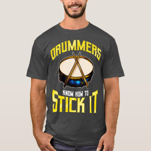 Drummers weten hoe ze de drums Percussie kunnen aa T-shirt