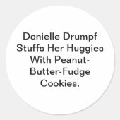 Drumpf knuffelt haar knuffels Hankamer Artjunkhaus Ronde Sticker (Voorkant)