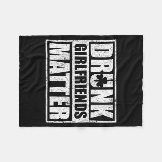 Drunk Girlfriends Funny Couple St Patricks Day 202 Fleece Deken (Voorkant (Horizontaal))