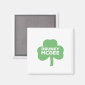 Drunky McGee St. Patrick's Day Clover Magneet (Voorkant / Achterkant)