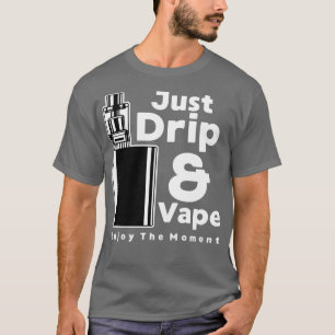 DRUPPELEN EN DAMPEN T-SHIRT