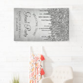 Druppelen Zilverachtige Glitter | Platina-Afstuder Spandoek (Insitu)