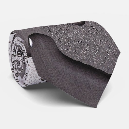 druppels op metaal stropdas (Opgerold)