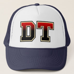DT monogram in hoofdletters Trucker Pet