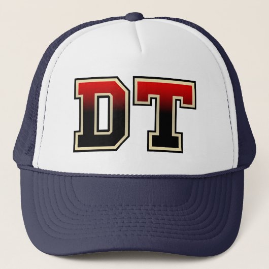 DT monogram in hoofdletters Trucker Pet (Voorkant)