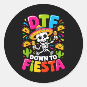 Dtf naar feestje grappige schedel mexicaanse jonge ronde sticker