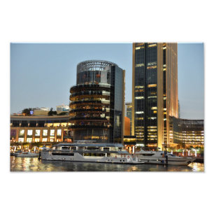 Dubai architectuur bij nacht foto afdruk