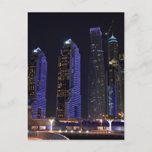 Dubai Cayan Tower 's nachts Briefkaart