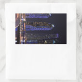 Dubai Cayan Tower 's nachts Rechthoekige Sticker (Tas)