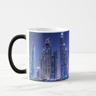 Dubai modern skyscrapers Corniche Magische Mok