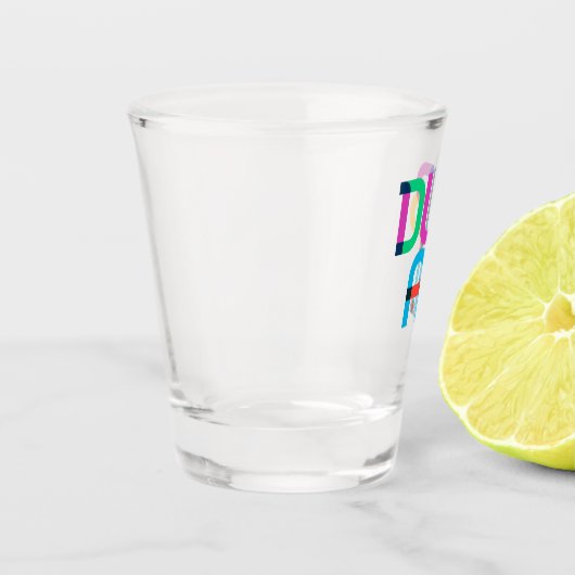 Dubai United Arab Emirates Pop Art Letters Shot Glas (Links)