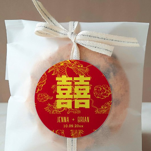 Dubbel gelukssymbool in drakenstijl rood+goud ronde sticker