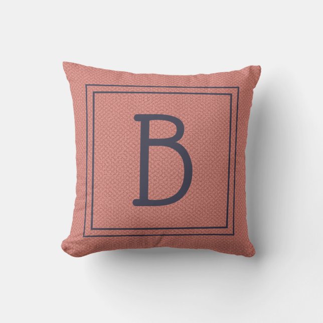 Dubbel omkaderd monogram nep gestructureerd koraal kussen (Voorkant)