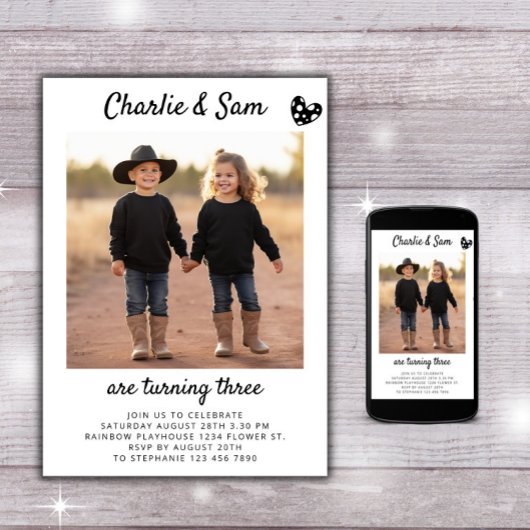 Dubbele broer en zus portret foto minimale boho ve kaart