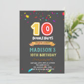Dubbele cijfers 10e verjaardag uitnodiging (Staand voorkant)