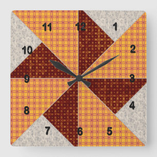 Dubbele Pinwheels Gold Rust en Beige Quilt Vierkante Klok