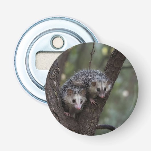 Dubbele problemen in het bladerdak: Twin Possums Button Flesopener (Voorkant)