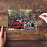 Dubbele rode bus | West End London Kensington Legpuzzel<br><div class="desc">Reisfoto - een rode dubbeldekker bus in West End gebied - het oude rode bussymbool van Londen,  VK,  Europa</div>