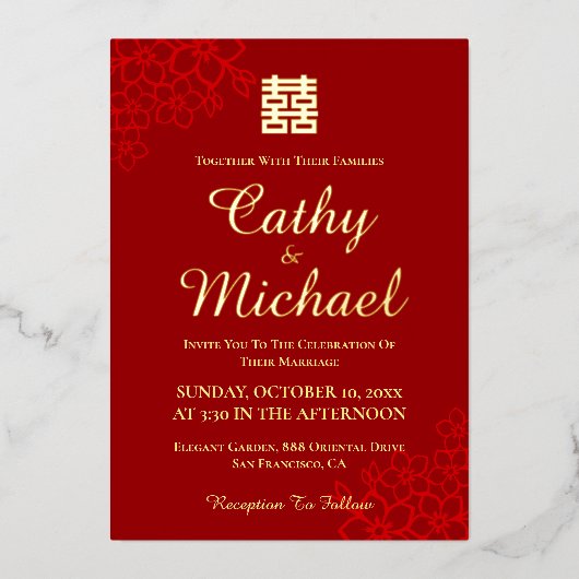 Dubbelgeluk florale achtergrond Chinese bruiloft Folie Uitnodiging (Voorkant)
