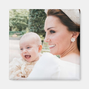 Duchess Kate en Prince Louis Magneet