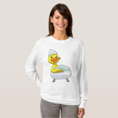 Duck at Bathing with Bathtub & Foam T-shirt (Voorkant volledig)