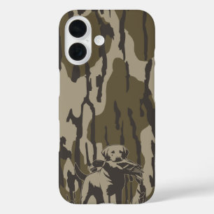 Duck Hunter Dog Forest Waterfowl Bottomland Camo iPhone 16 Hoesje