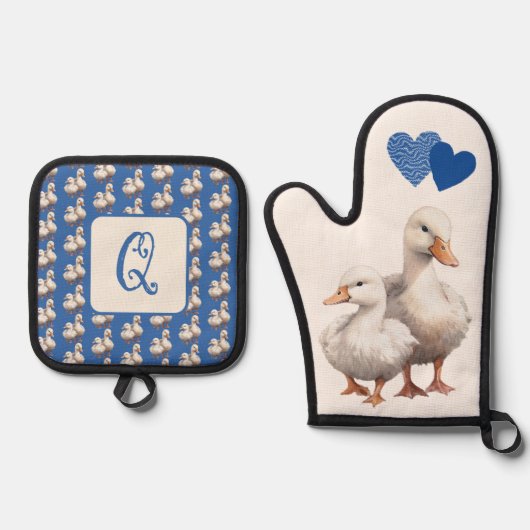 Duck Love Blue Pattern Hearts Initiaal Ovenwant & Pannenlap Set (Voorkant)