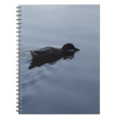 Duck zwemmen in Lake, Natuur Bird Wildlife Blue Notitieboek (Voorkant)