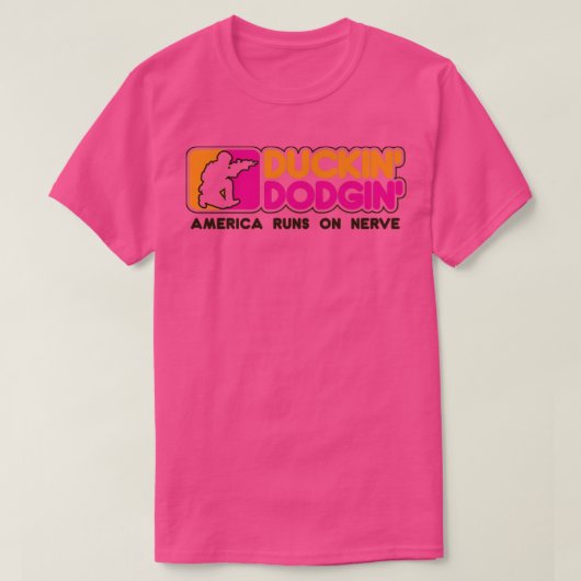 Duckin en Dodgin US Gewapend T-shirt (Design voorkant)