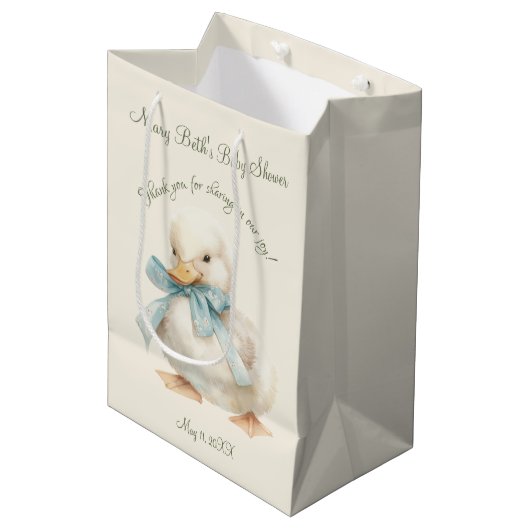 Duckling with Ribbon Baby Shower Medium Cadeauzakje (Voorkant Gekanteld)