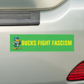 DUCKS FIGHT FASCISM BUMPERSTICKER (Op auto)